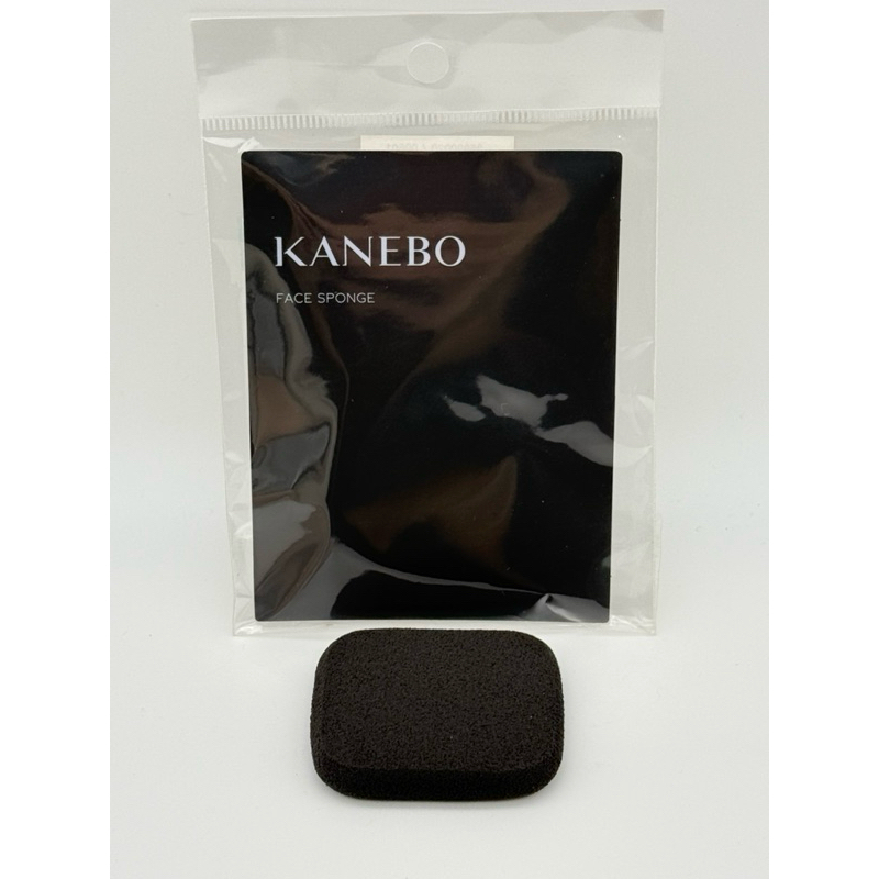 Kanebo Face Sponge สำหรับตลับแป้งผสมรองพื้น Melting Feel Wear ค่ะ