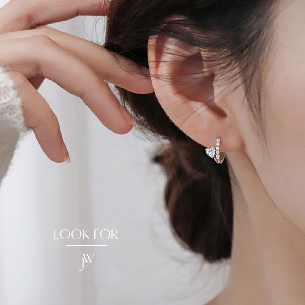 OUTLETS ล้างสต็อกจากโรงงานตรง👍ต่างหู Look For ตุ้มหูเพชร ต่างหูรูปหัวใจ ต่างหูสไตล์เกาหลี ของขวัญ