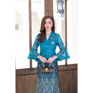 CHANIDA เสื้อลูกไม้พรีเมียมคอวี แขนอรชร ทรงสวยหรู งานตัดเย็บ…