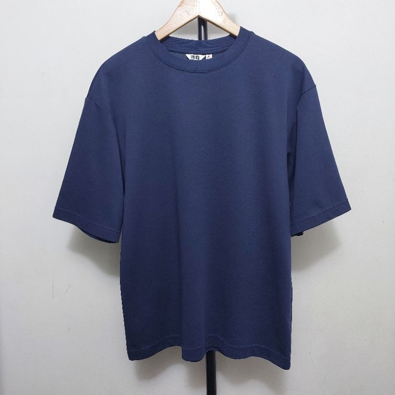 เสื้อยืด U นิโคล่ Airism oversize สีกรม ทรงโอเวอร์ไซส์ เนื้อผ้าดี นุ่มเบาใส่สบาย