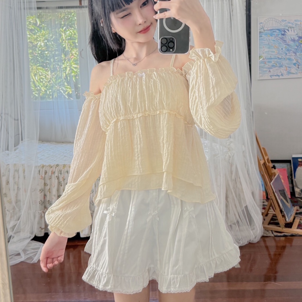 RIKA น้องไอริน เสื้อสายเดี่ยวแขนพองระบายสองชั้น