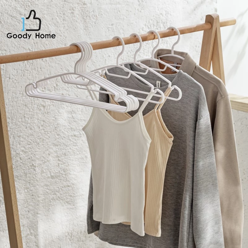 Goody Home ไม้แขวนเสื้อพลาสติก ออกแบบให้มีพื้นที่ เกี่ยวชุดชั้นในหรือ พาดเนคไท ผ้าพันคอผืนเล็ก (จำหน่าเป็นแพ็ค 5 ชิ้น)