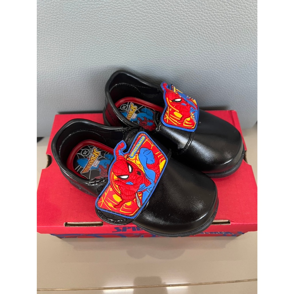 รองเท้านักเรียน หนังดำ รองเท้านักเรียนชาย  มีไฟ Size 25-36