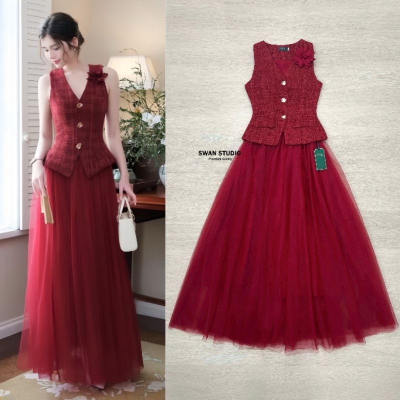 Swan ชุดเซ็ตเสื้อกั๊กสีแดง+กระโปรงตาข่าย