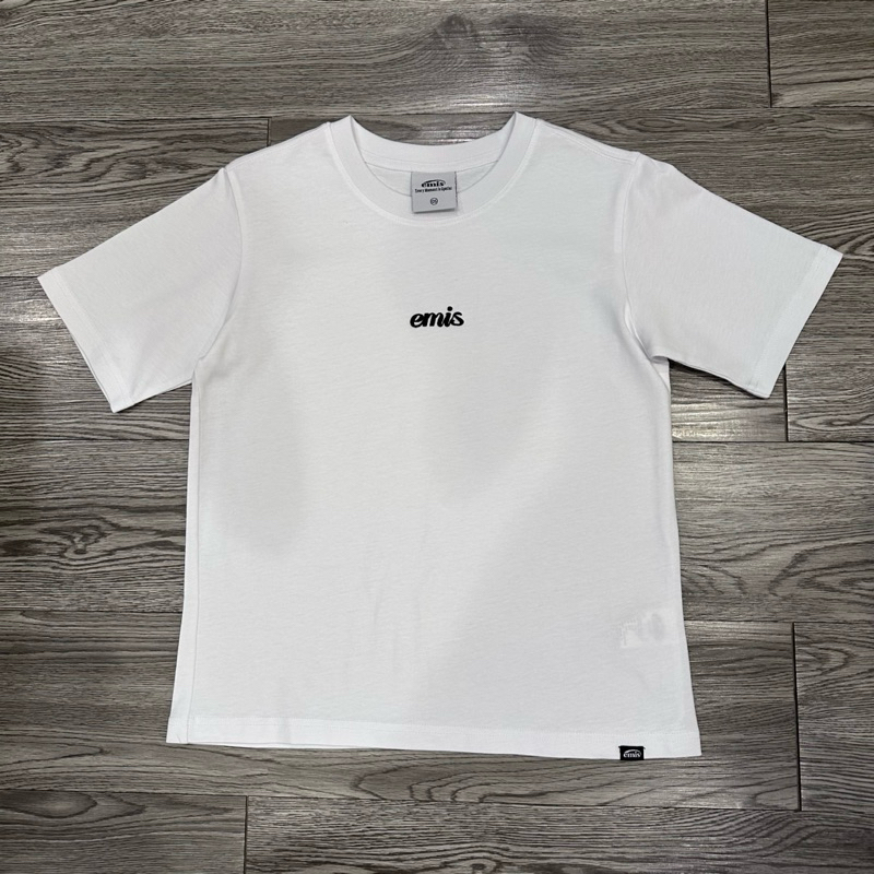 Emis Emblossing Logo T-Shirt (เสื้อยืด Emis)