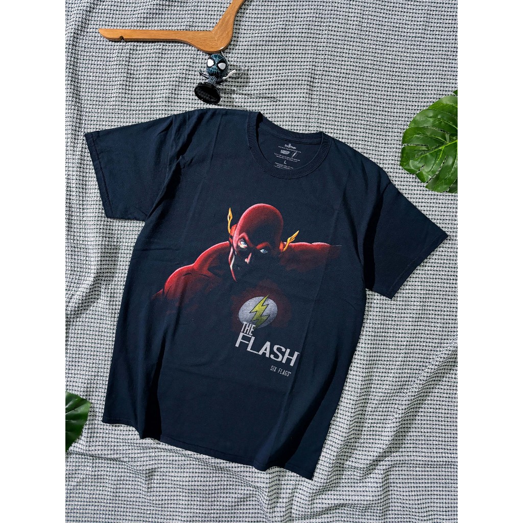 เสื้อยืด การ์ตูน DC คอมมิค The Flash สีดำ ลายเดอะแฟลช ลายหายาก สกรีนคมสีสด สภาพใหม่มาก ลิขสิทธิ์แท้ 