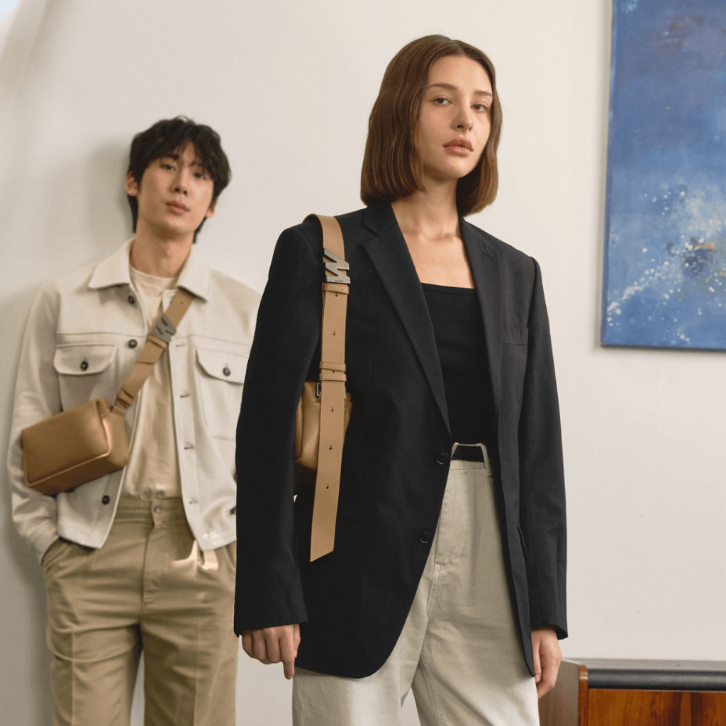 Wander 4-Way Sling Bag ผลิตจากหนังแท้ 100% Genuine Leather
