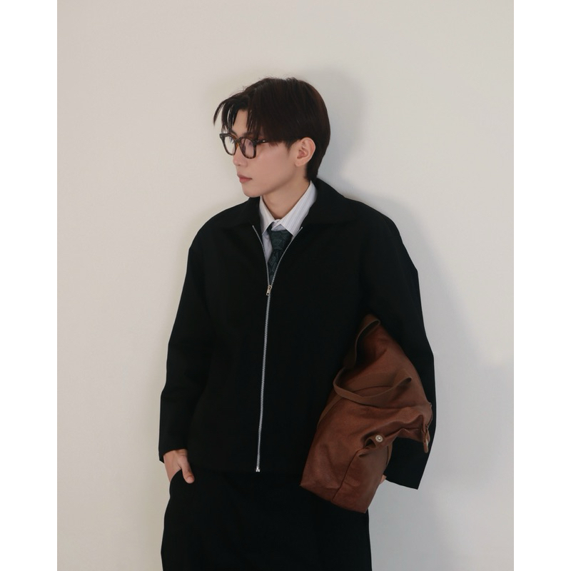 เสื้อ JAIN ZIPPER JACKET ____