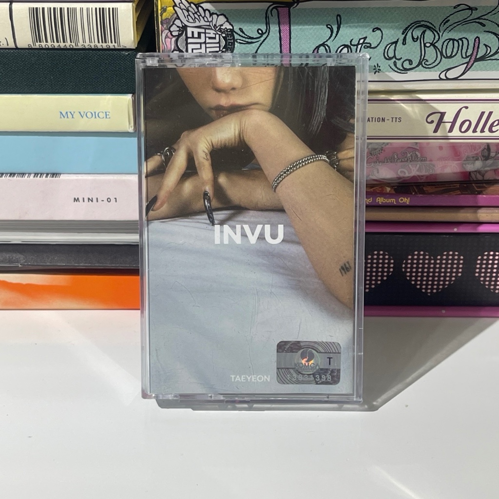 อัลบั้มแทยอน Taeyeon 3rd Album [INVU] Tape ver