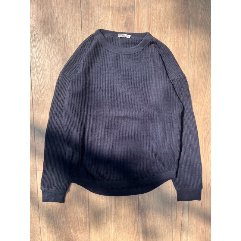 Niko and… knit sweather