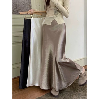 🇰🇷New!!! Shimmer Silk Satin Skirt แฟชั่นมาแรงสุด!!! ทรงสวยมา…