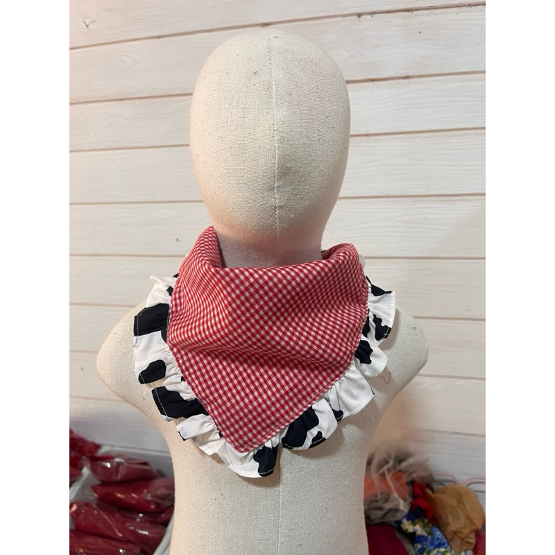 ผ้าพันคอ Cowgirl🐮 ผ้าพันคอลายสก๊อตมีระบายลายวัว สุดคิ้วท์