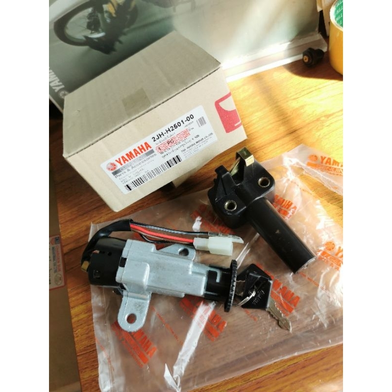 สวิตช์​กุญแจ​ ชุดใหญ่...YAMAHA​ Y100 Y111 ALFA​ MATE​100​ MATE​นางพญา​ MATE111 MATE​SUPER​ ALFA​