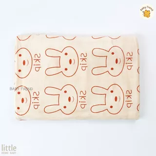 Little Home Baby ผ้าเช็ดตัวนาโนนุ่มๆ ขนาด 28x55 นิ้ว ผ้านาโนเนียนนุ่ม ซับน้ำได้ดี แห้งไว ไม่อับชื้น ( 1 ผืน ) | Baby tre