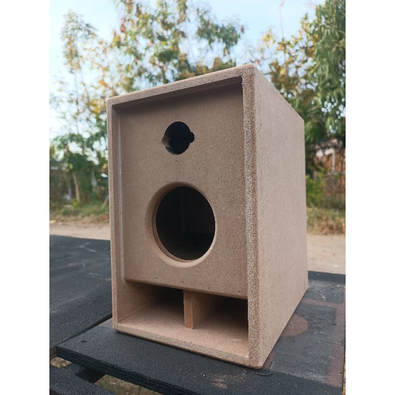 ตู้ลำโพงสูตรเขาวงกตจิ๋ว ใช้กับดอกฟูลเรนจ์ 4นิ้ว+แหลม 2นิ้ว(งานดิบ ราคาต่อ1ตู้)