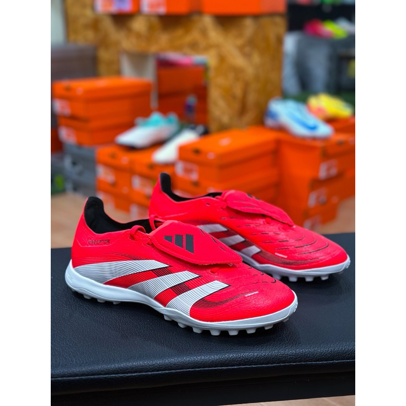Adidas Predator League TF ร้อยปุ่มตัวลิ้น