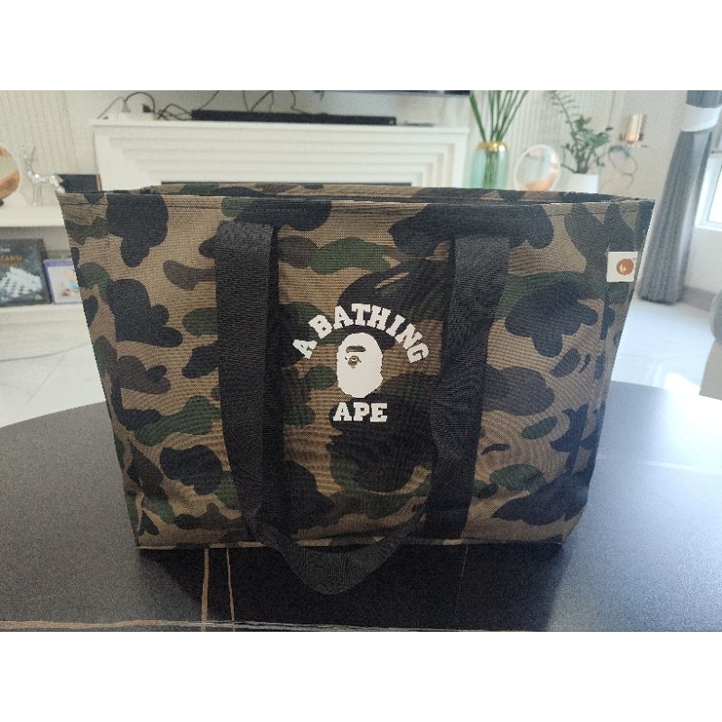A Bathing Ape 1ST Camo Big Tote Bag smart October 2024 Magazine Free Gift (ลิขสิทธิ์แท้จากญี่ปุ่น)
