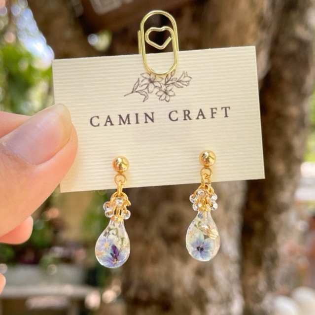 • CAMIN CRAFT • ต่างหูเรซิ่นดอกไม้จริง