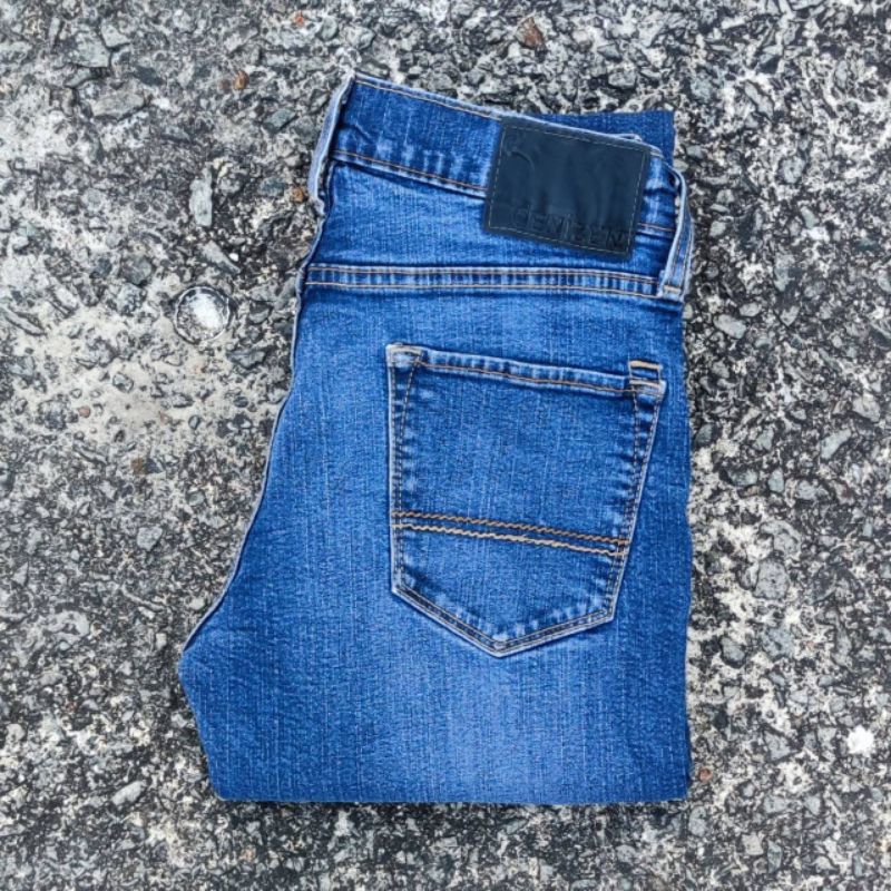 17/29 กางเกงยีนส์มือสอง dENiZEN 216 Skinny 🍁ผลิต Bangladesh🍁เอววัดจริง 29" สะโพก 38 ยาวทั้งตัว 40"ขา