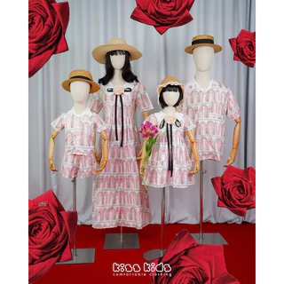 ชุดครอบครัว Love is love สีชมพูโรมัน(รหัส233)