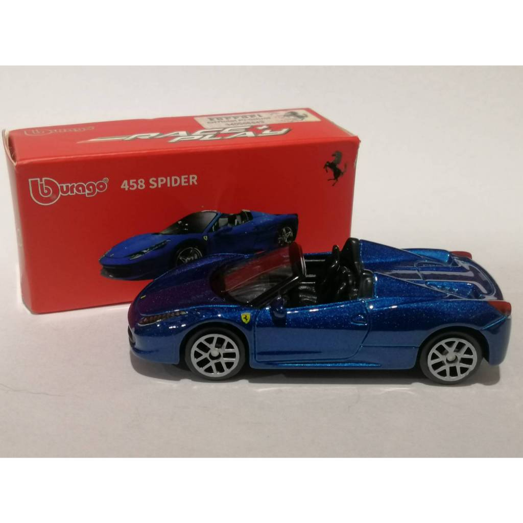 โมเดลรถ Bburago Ferrari 458 Spider Metallic Blue Race Play Scale1:64 IN Package