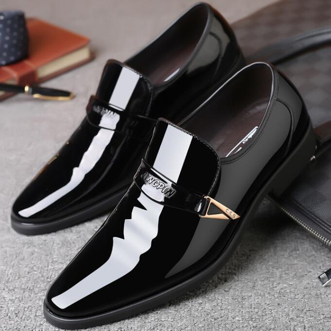 ขนาด 39-44 รองเท้าหนังผู้ชาย ชุดธุรกิจอังกฤษ รองเท้าหนังผู้ชาย รองเท้าทำงานหน้าสว่าง