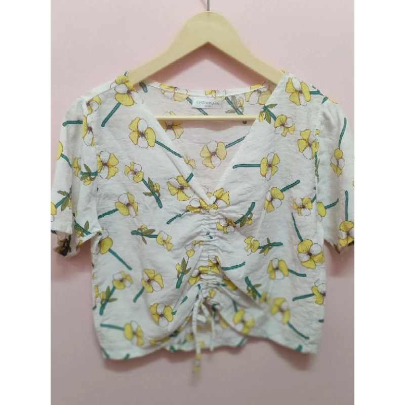 เสื้อทรงสั้นลายพิมพ์ดอก แขนสั้น ผ้าลินินผสม