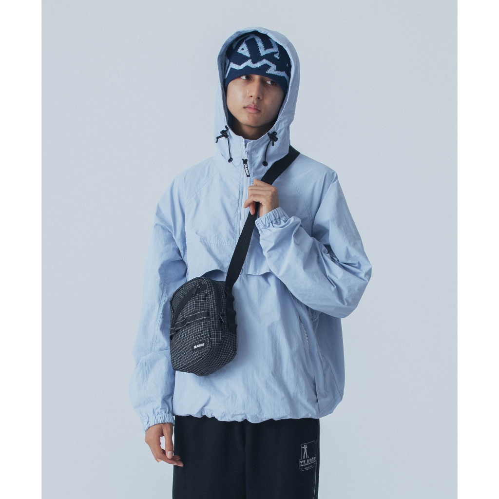 กระเป๋า XLARGE รุ่น  Ripstop Square Shoulder Bag