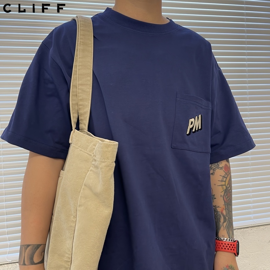 CLIFF เสื้อผู้ชาย เรียบง่าย สีล้วน พิมพ์ลาย เสื้อยืดคอกลม ความรู้สึกระดับสูง ชุดคู่รัก