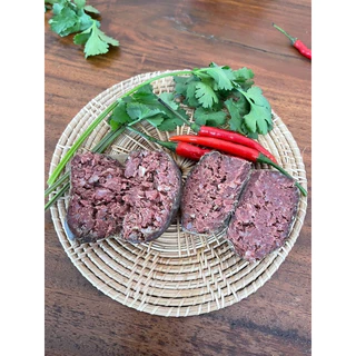 หม่ำเนื้อวัว ไร้มัน นัวร์ รสเปรี้ยว 1 แพค 350 กรัม