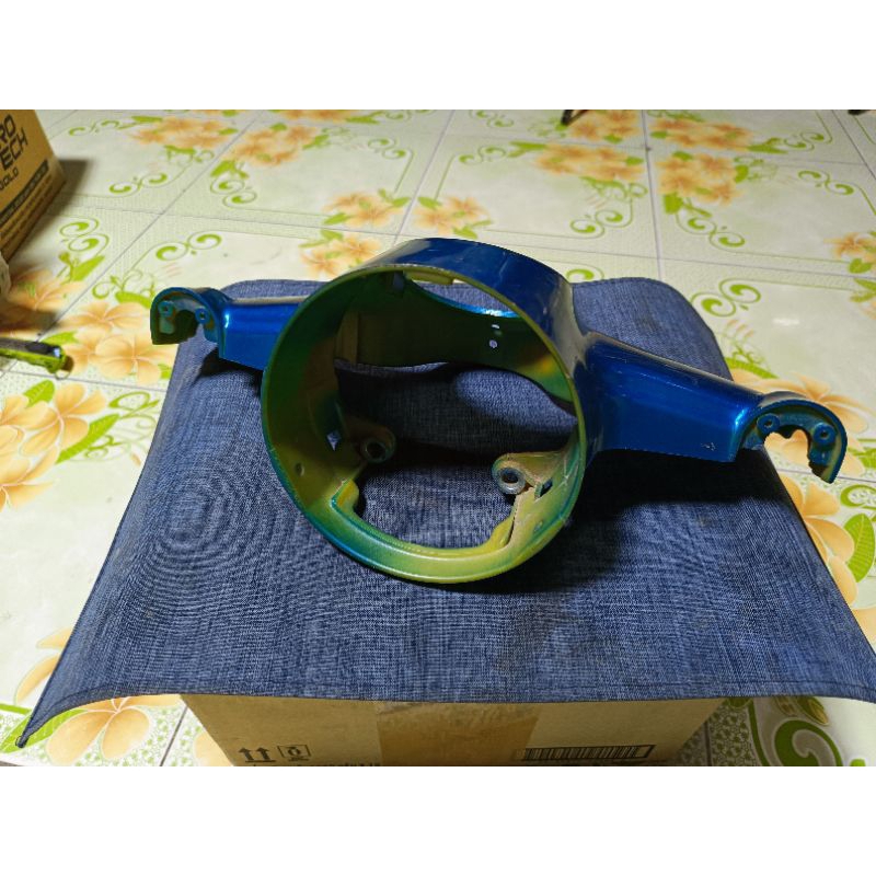 ครอบแฮนด์บน Suzuki Fr80ss แท้ใหม่เก่าเก็บมีร่องรอยจากการเก็บ