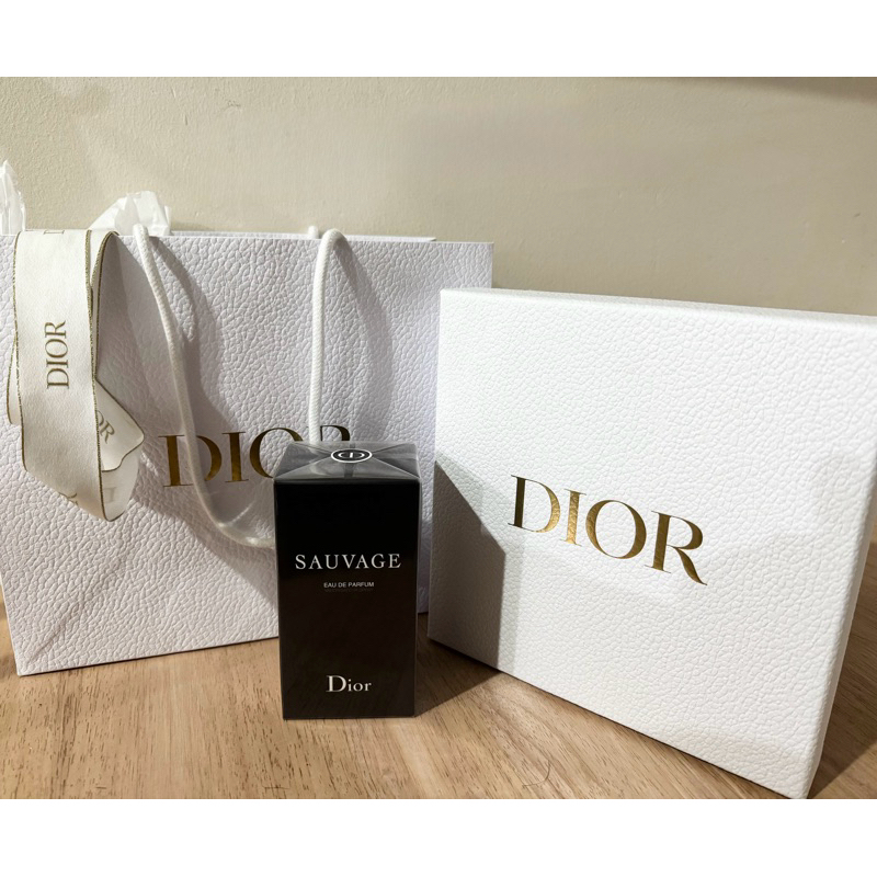 น้ำหอม dior savage ซื้อมา5,950บาทส่งฟรี