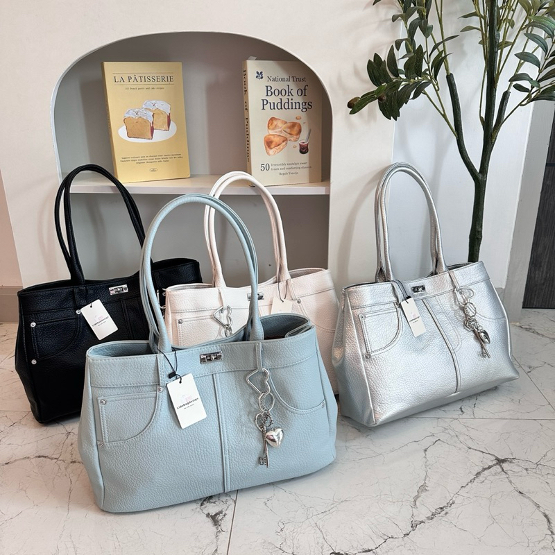 พร้อมส่ง กระเป๋าสะพายข้าง กระเป๋าถือผู้หญิง