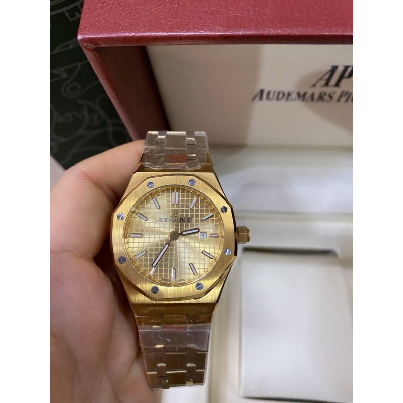 AP นาฬิกาข้อมือผู้หญิง 34 mm ระบบถ่าน นาฬิกาแฟชั่น