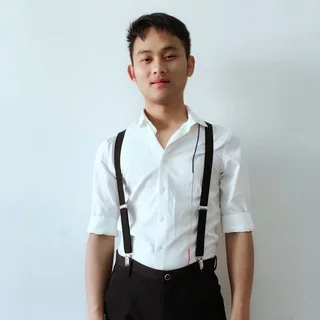 สายเอี๊ยมเด็ก ยางยืด แบบหนีบ สีพื้น มีให้เลือกหลายสี เหมาะสำหรับเด็ก
