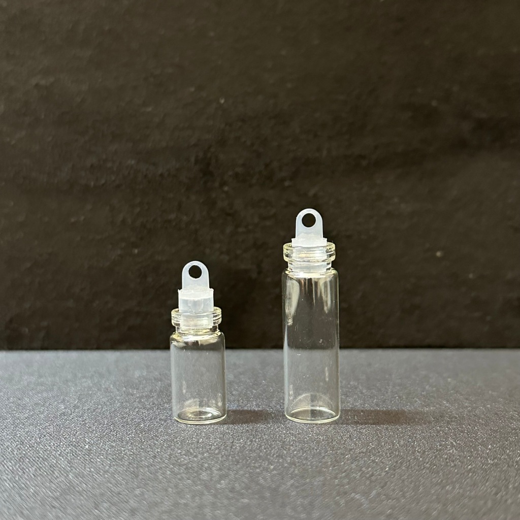 พร้อมส่งทันที ขวดแก้วจิ๋ว ฝาก๊อก จุกไม้คอร์ก จุกยาง เลือกได้ ขนาด1ml 2ml (ราคาต่อชิ้น)