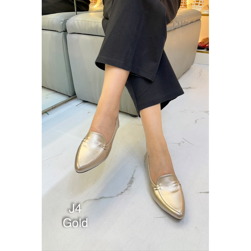 J4รองเท้าคัทชูหัวแหลม หนังนิ่มมาก ทรงเท่ห์ๆ Cool Cool