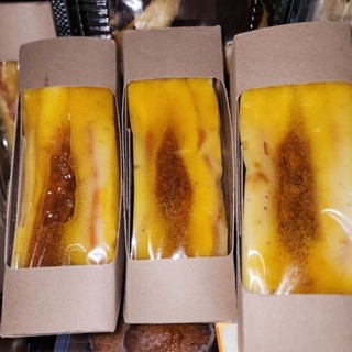 แซนวิชน้ำสลัดโบราณ4ชิ้น100บาท