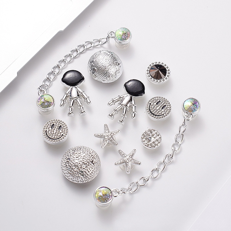 คริสตัลเจาะรองเท้าปุ่ม jibbits Charm จิบบิทรองเท้า สําหรับ DIY เครื่องประดับดอกไม้ส่วนบุคคล Clog รองเท้าอุปกรณ์ตกแต่งฤดู