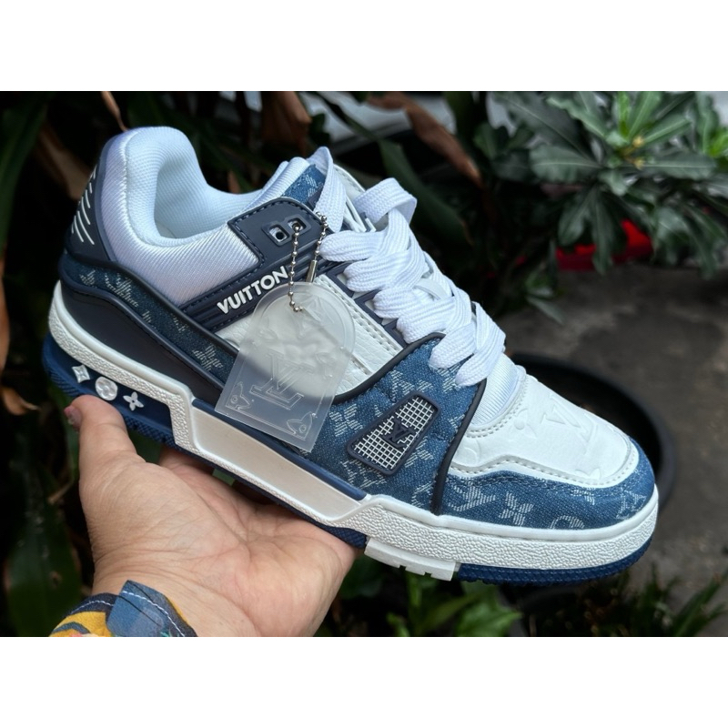 🛒🚩รองเท้าผ้าใบ L V Trainer Low’ Monogram Denim [งาน Hiend]
