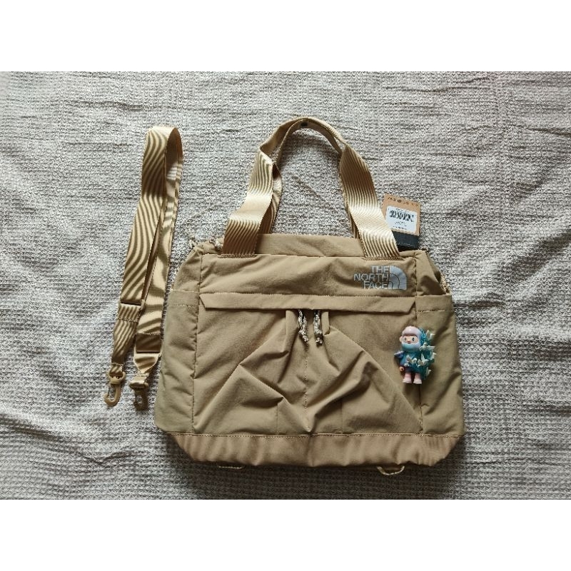 กระเป๋า The North Face Utility Tote
