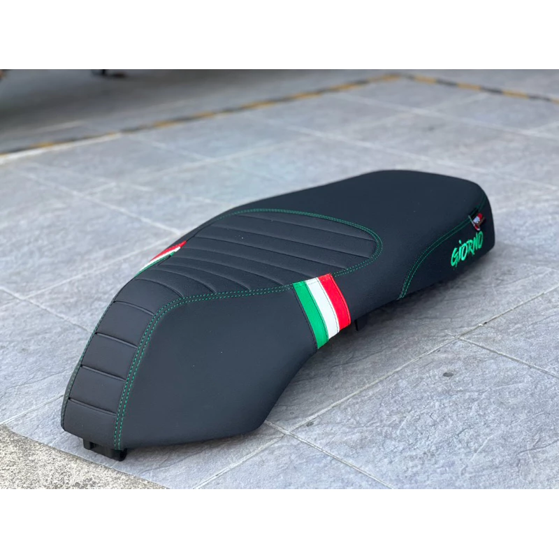 เบาะแต่ง Giorno ทรงเวสป้า PMracingShop