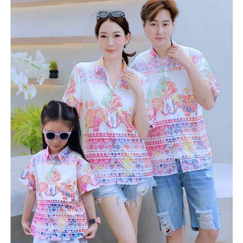 HD025เสื้อฮาวายลายใหม่2026  คลาสสิคThailandทรงวัยรุ่น หญิงชายใส่ได้ ผ้าโพลีพรีเมี่ยมไซส์38-56นิ้ว งานปัาย ลายคมชัด *1ตัว