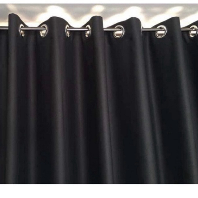 แนะนำ ผ้าม่าน ผ้าม่านประตูเเละหนาตาง กันเเสงกันเเอ95-98%คุฌภาพดี สีผืน เจาะตาไก่เรียบร้อยพร้อมใช้งาน เป็นงานสำเร็จรูป ราคาพิเศษ มีเก็บเงินปลายทาง