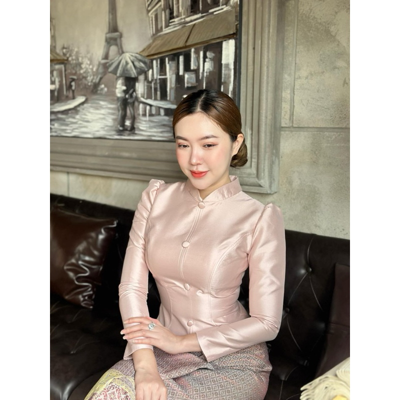 เสื้อไหมหลาบเเท้ คอจิตรดา สวย สง่า ถ่ายจากสินค้าจริง