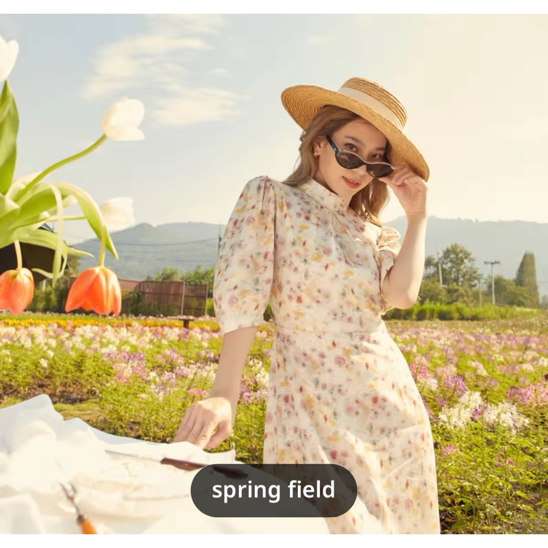 ส่งต่อ lookbooklookbook ayumi dress spring field ชุดเดรสยาว ลายดอก