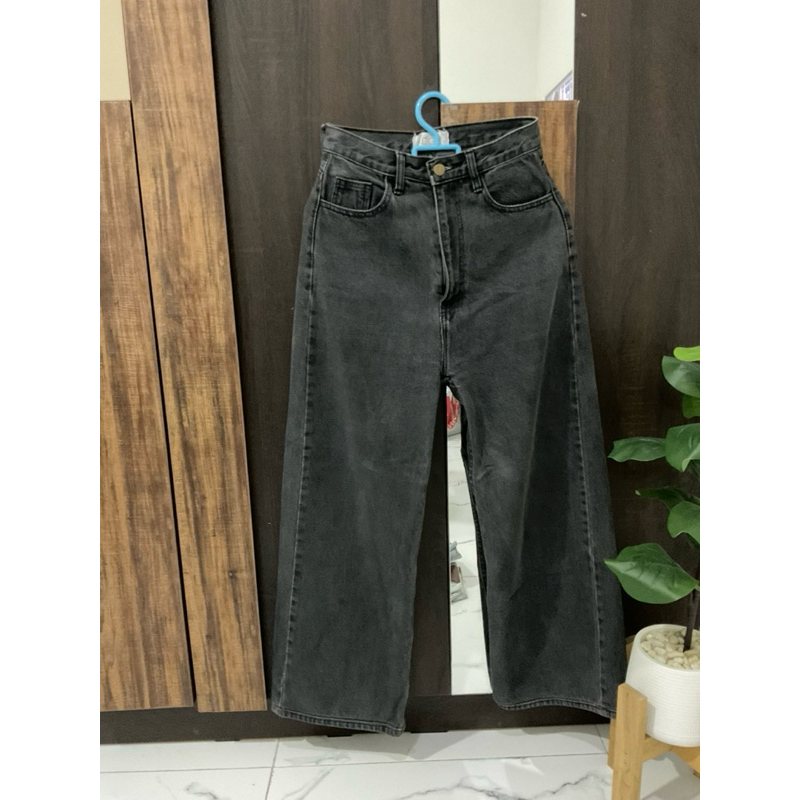 ส่งต่อ กางเกงยีนส์ Begin1990