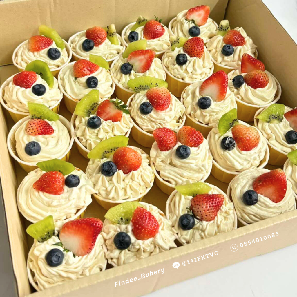 คัพเค้กเซ็ต แต่งหน้าผลไม้สด เค้กวันเกิด เซอร์ไพรส์ 9/12 คัพ จัดส่งได้ทั่วประเทศ นัดรับได้แถวภูเขาทอง