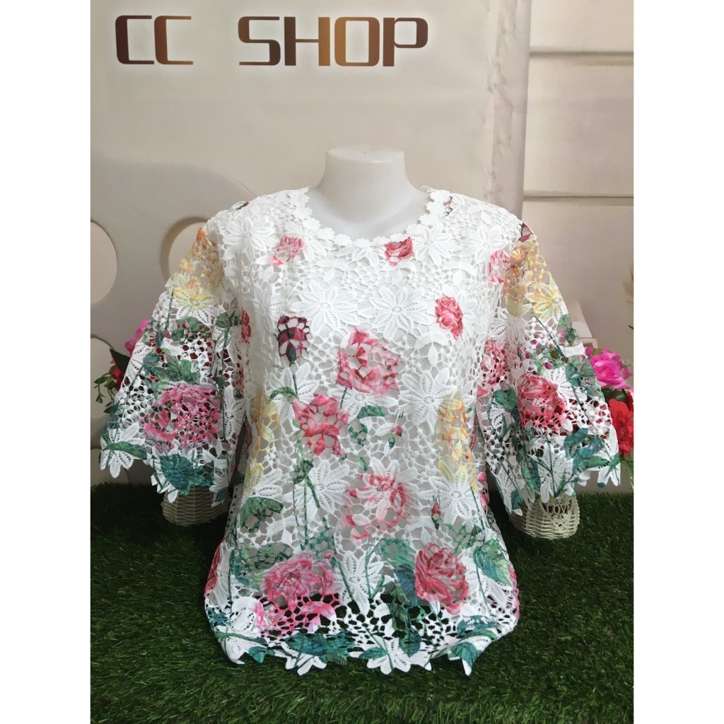 เสื้อลูกไม้ เสื้อลายดอก เสื้อสงกรานต์ ลายดอก คอกลม แขนสามส่วน รุ่น 4605 สินค้า