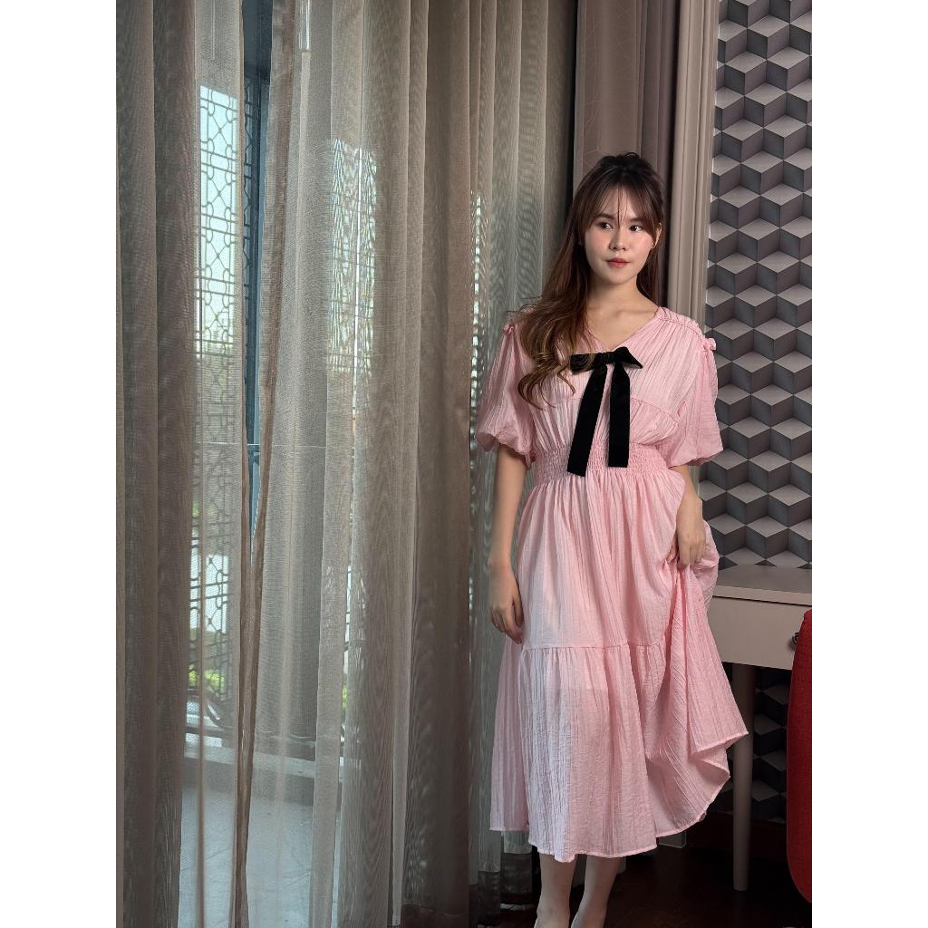 ชุดเดรสโบว์กระโปรงเรียบหรู Sweet Bow Dress - THE RUNWAY